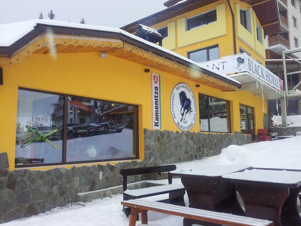 Apartments Black Horse Pamporovo Exteriör bild